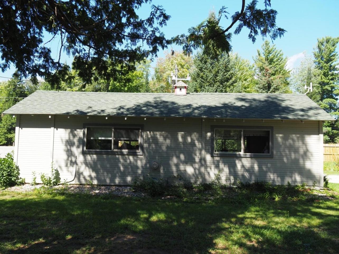 Sleeping Bear Riverside Cabins - Cabin #1 Honor Exterior foto