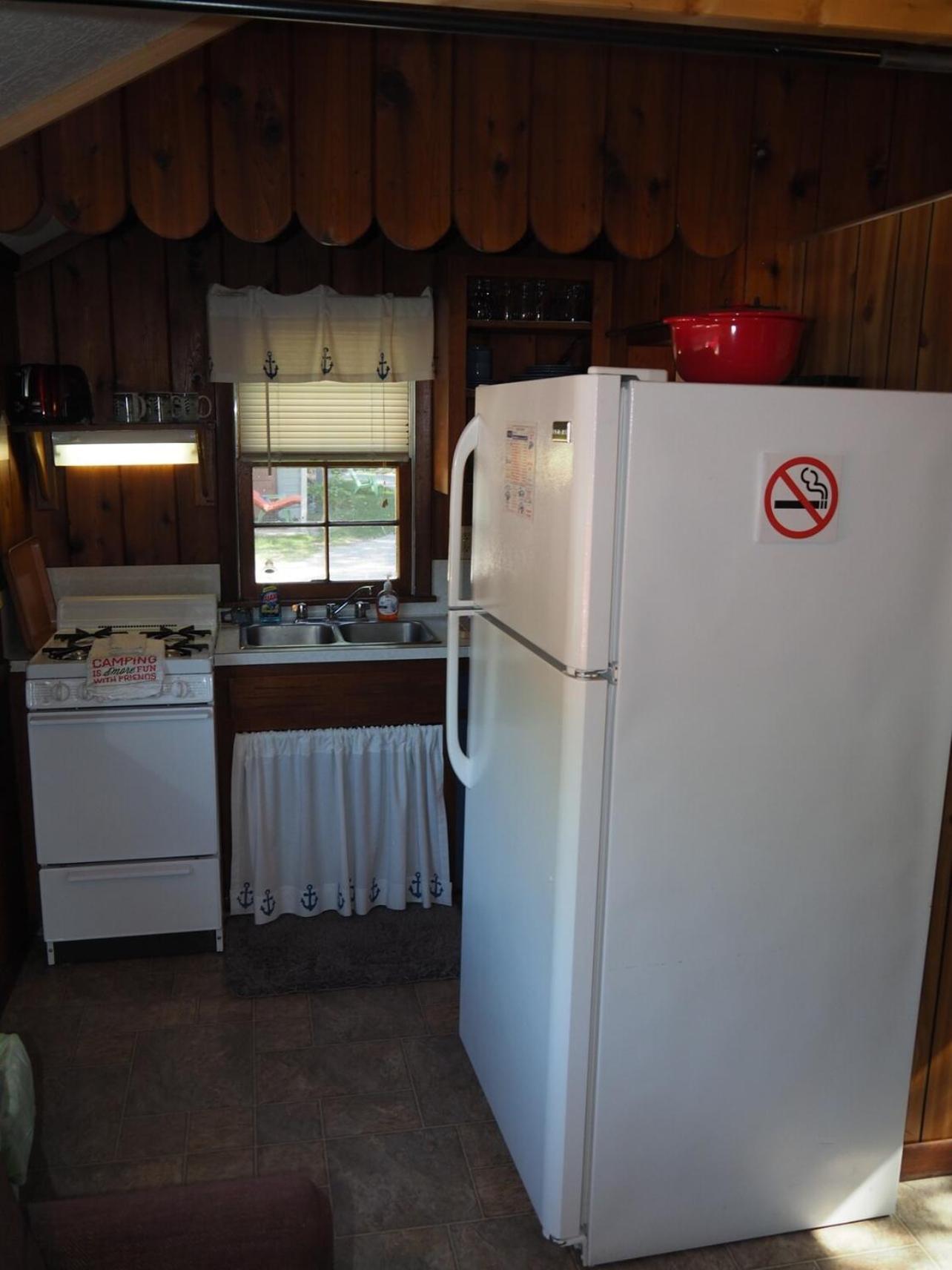 Sleeping Bear Riverside Cabins - Cabin #1 Honor Exterior foto